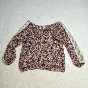 American Rag 2X mauve/pink floral,elastic waist,lace down arm ,beautiful…